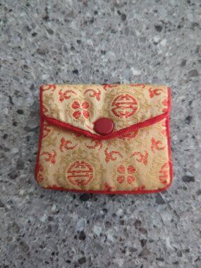 Traditional Chinese Silk Brocade Jewelry Pouch or Coin Purse